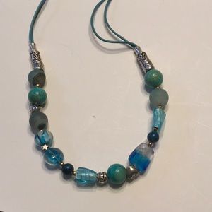 Turquoise beaded necklace